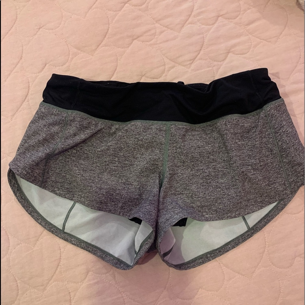 lululemon 2.5 speed up shorts